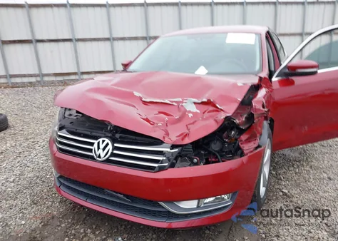 2015 Volkswagen Passat 1.8T Limited Edition from USA, damaged, VIN 1VWAS7A33FC103241